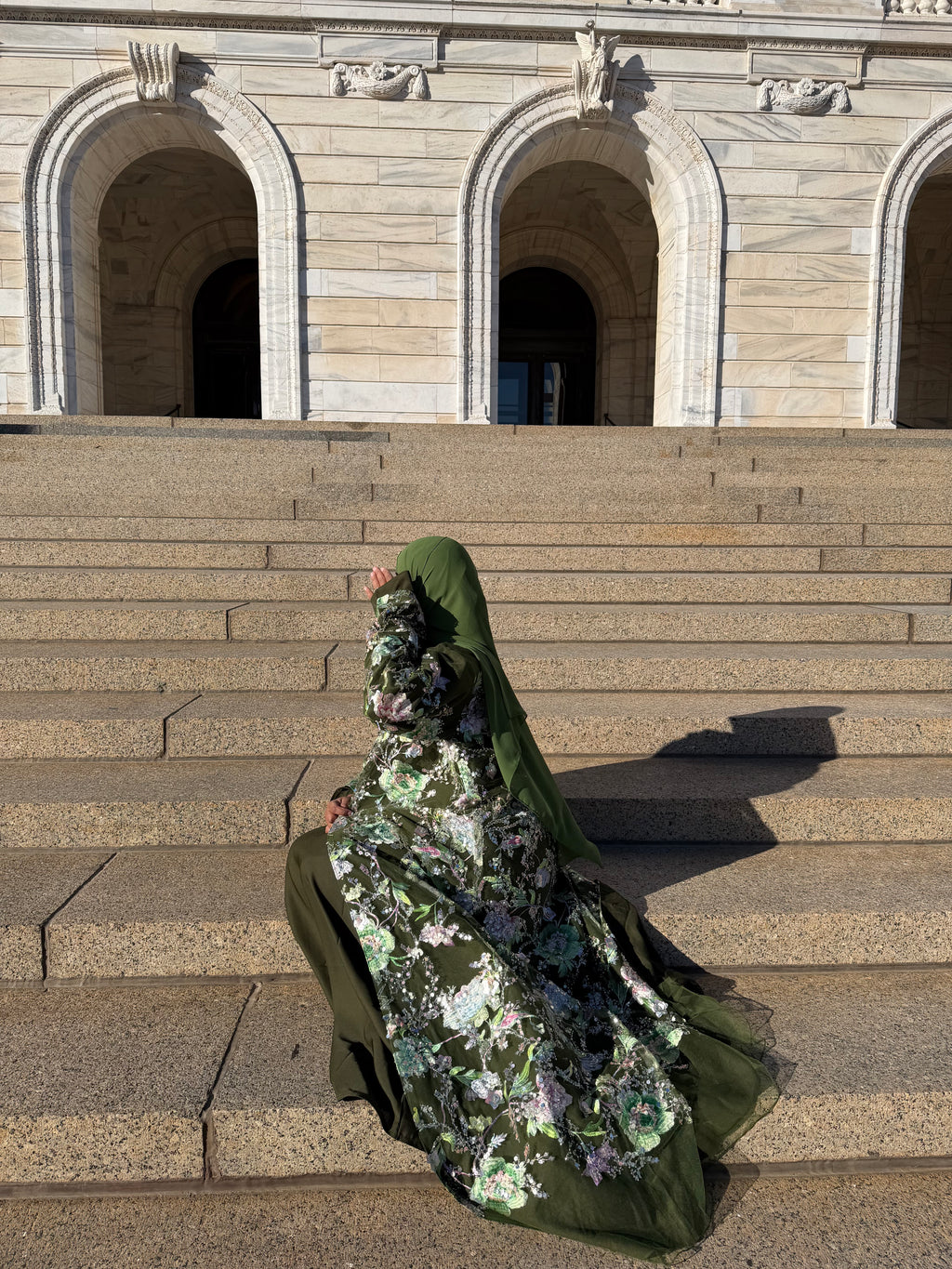 Olive Sorée Open Abaya