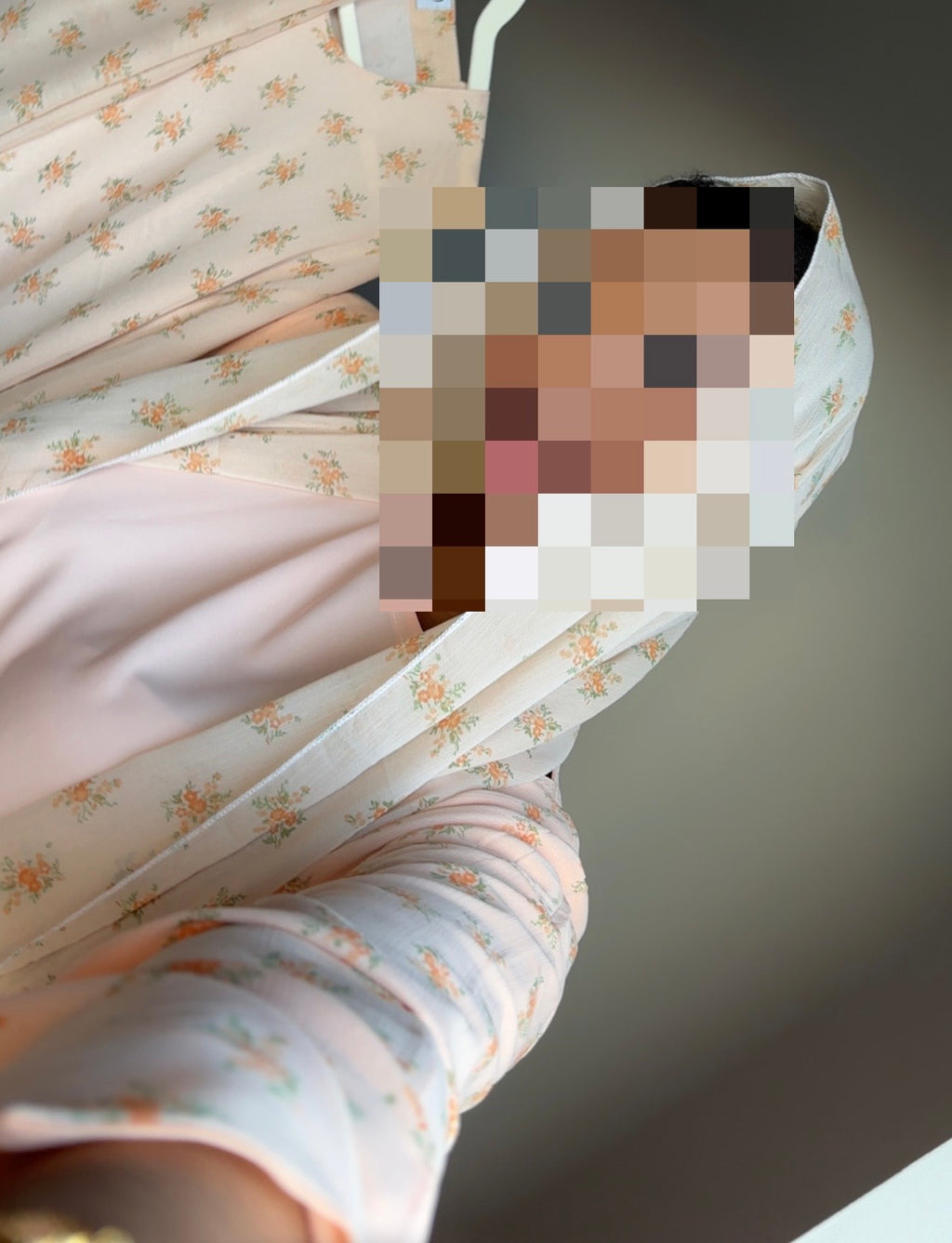 Just peachy closed abaya
