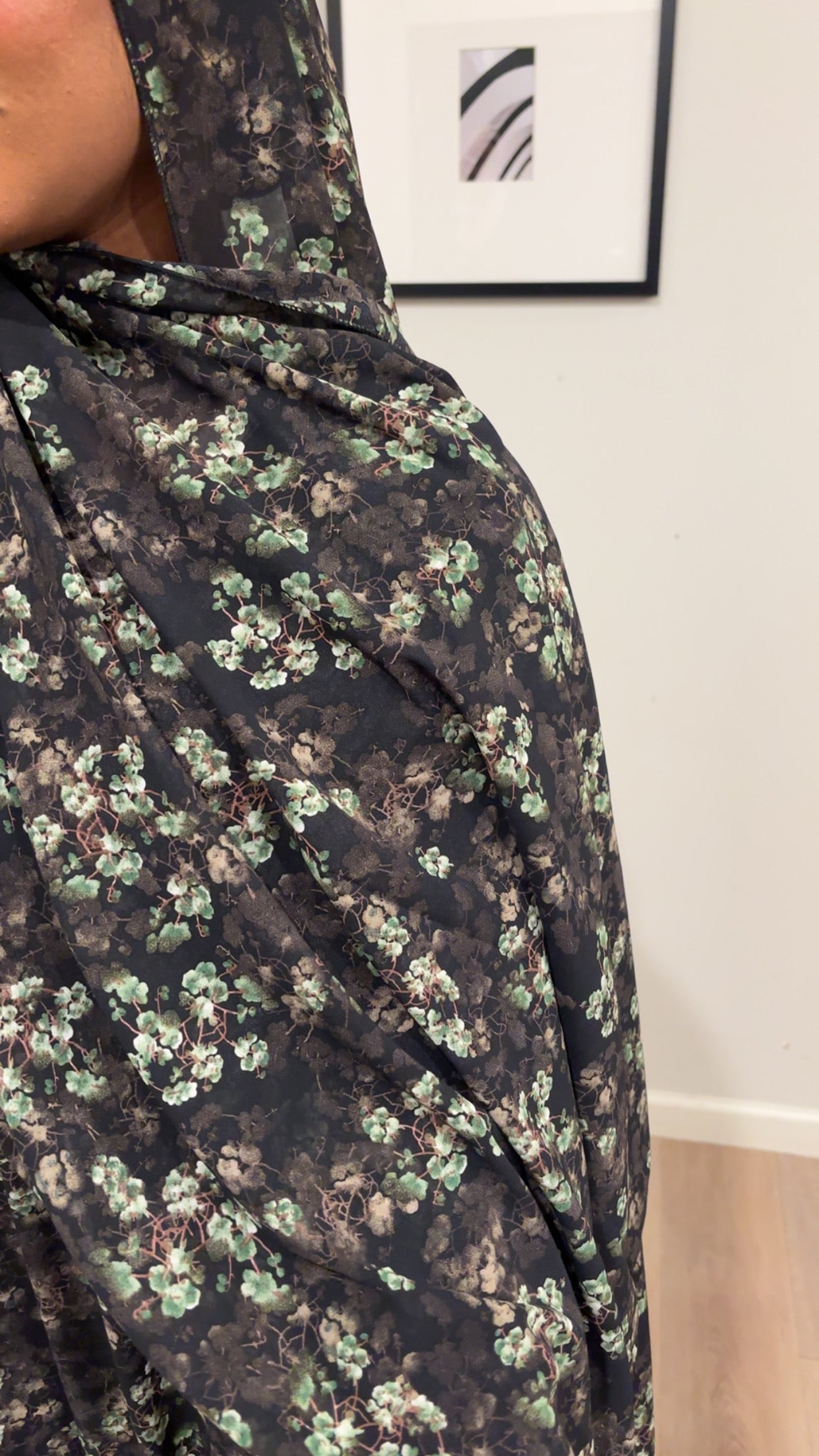 Dark Sage Closed Abaya