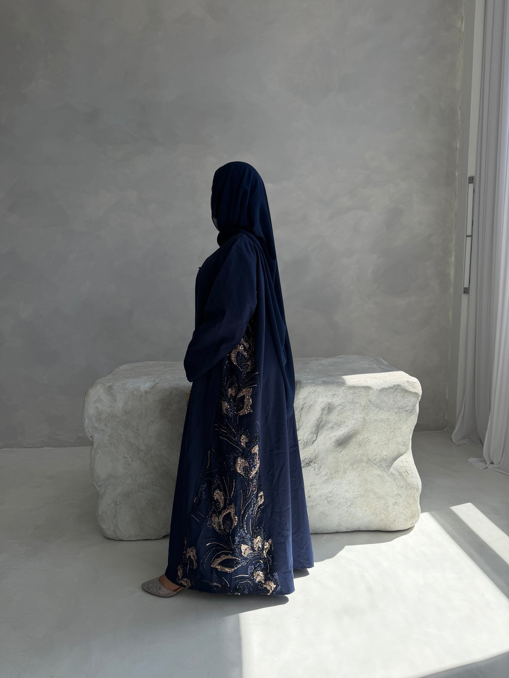 Nia Open Abaya