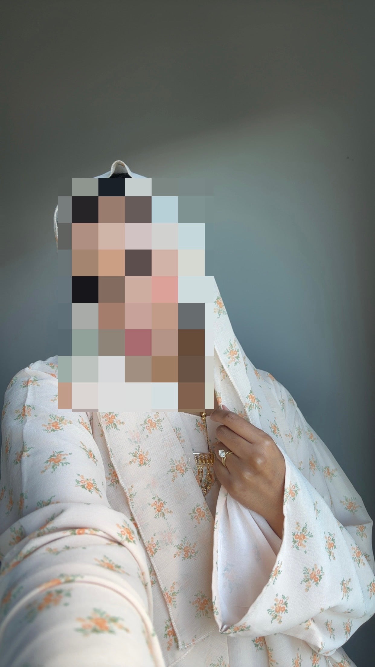 Just peachy closed abaya