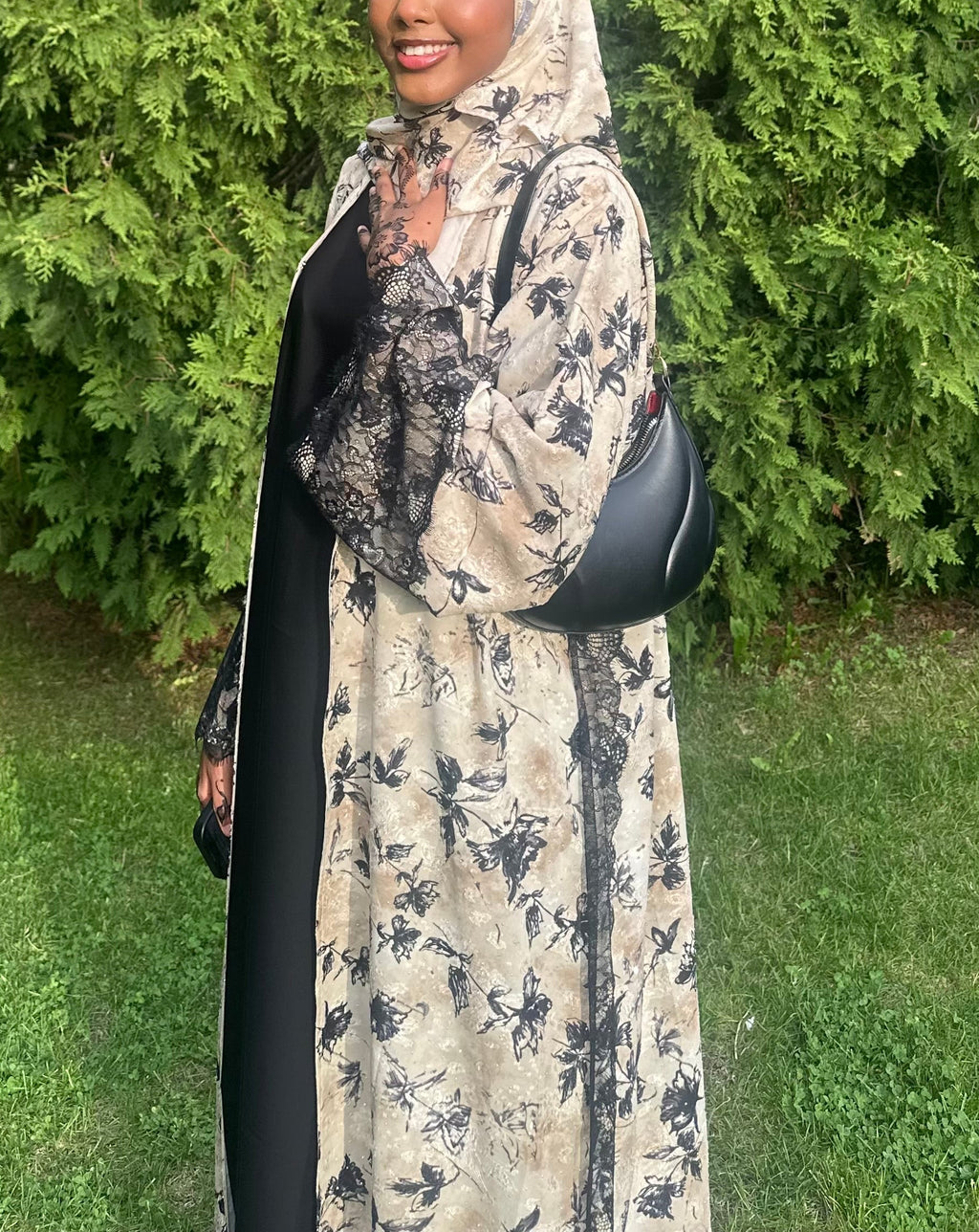 Heavenly Lace open Abaya
