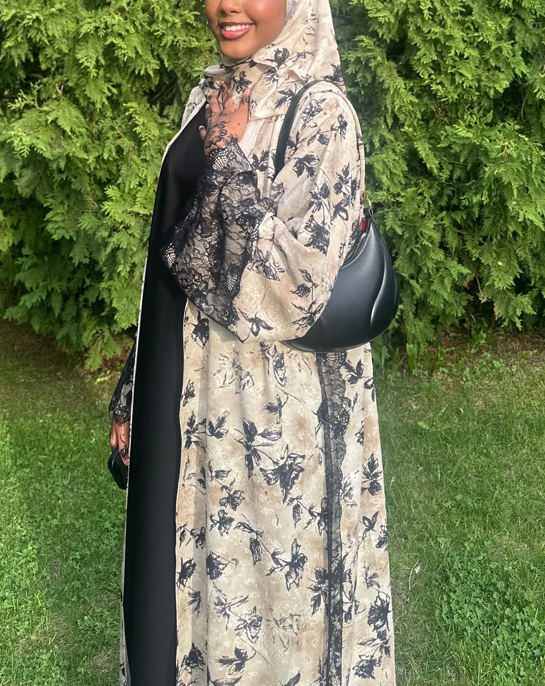 Heavenly Lace open Abaya