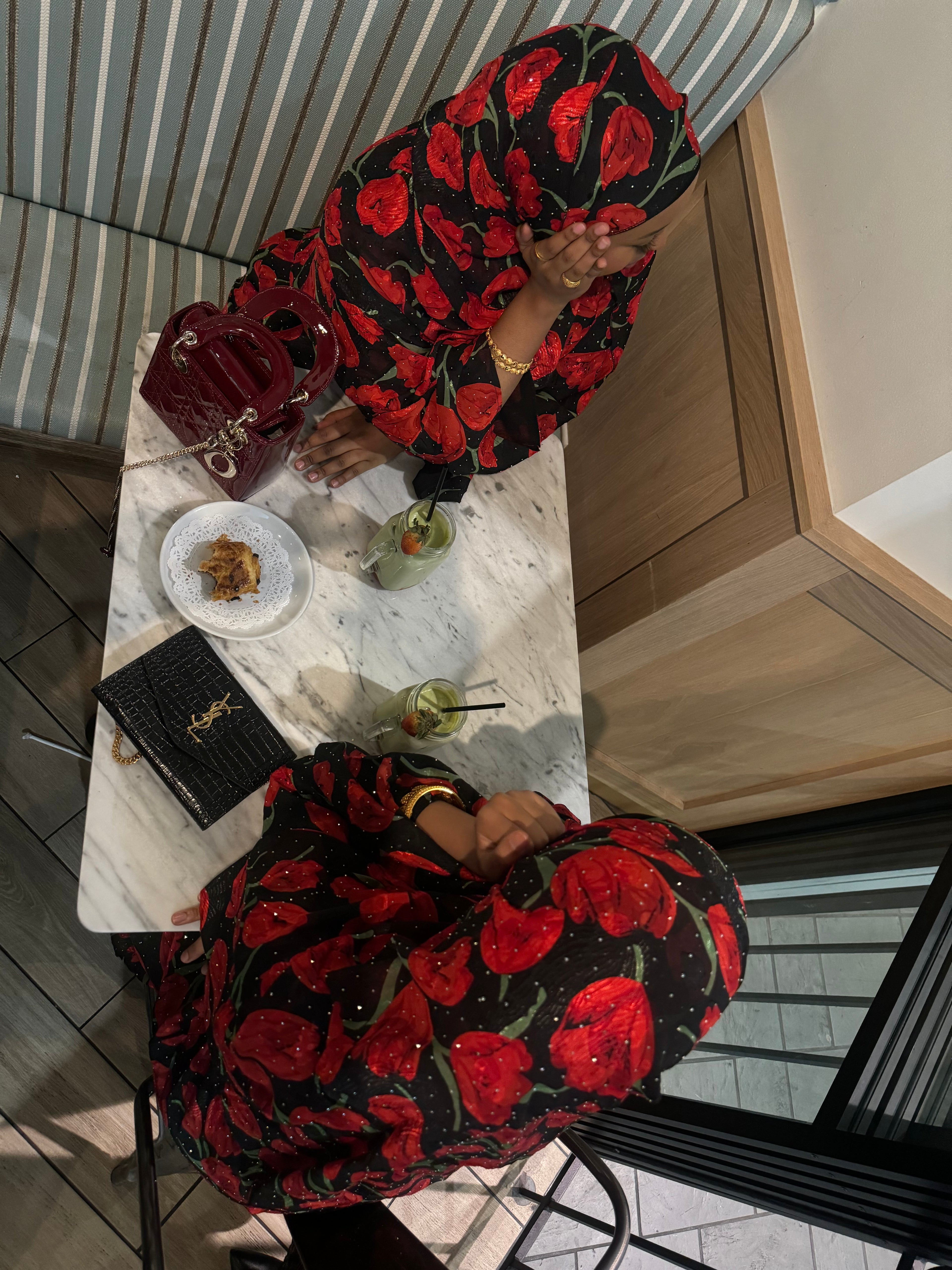 Be Mine Closed Abaya