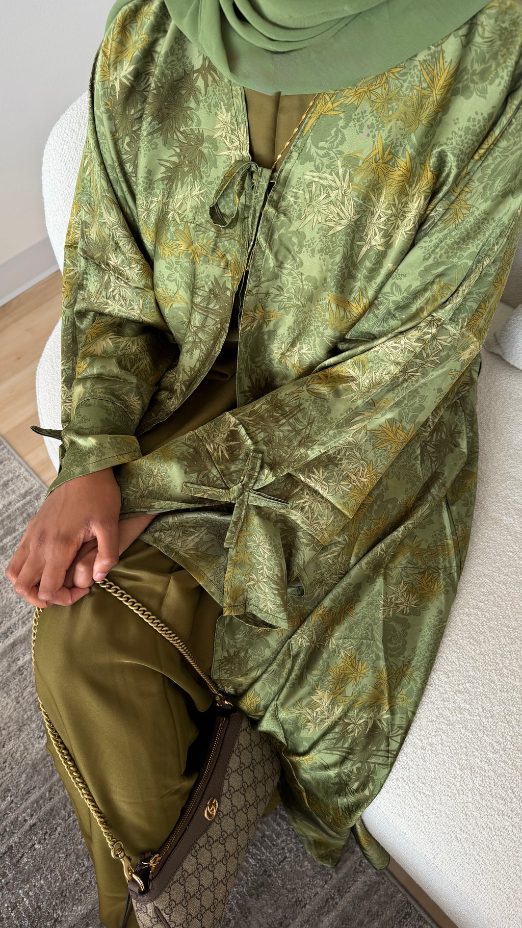 Garden of silk - open abaya