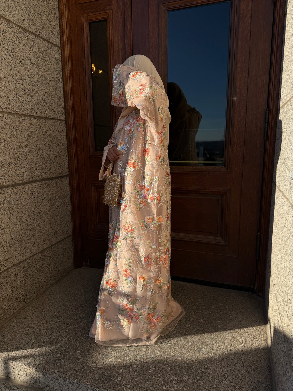 Peach Sorée Closed Abaya