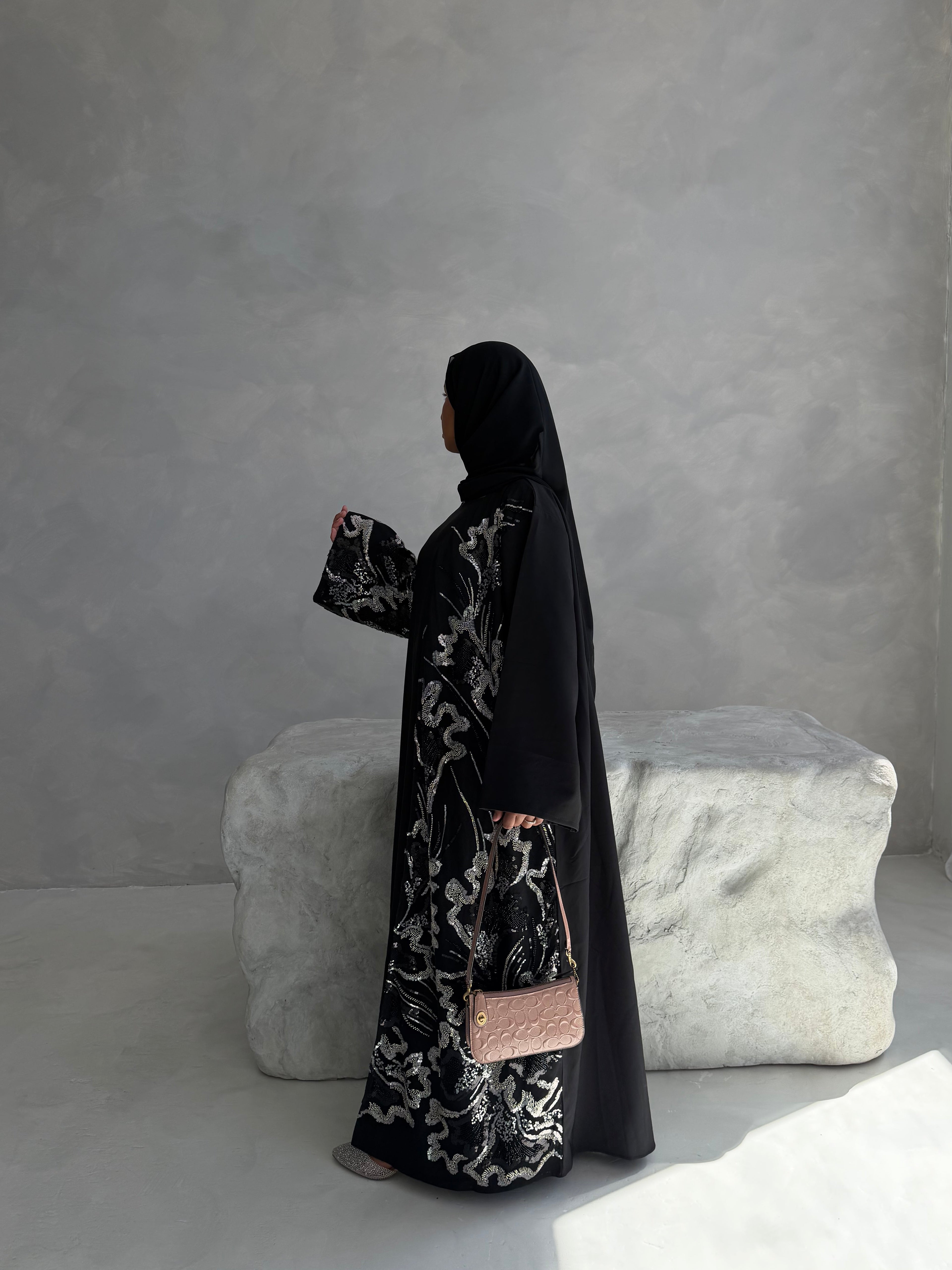 Nessa Open Abaya