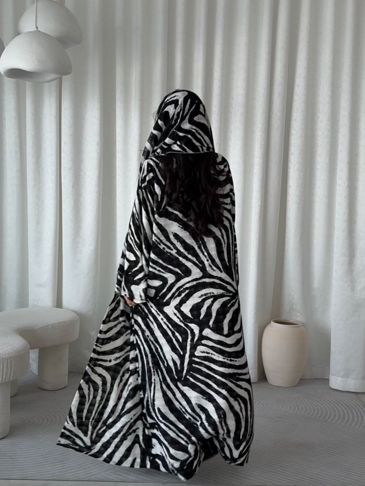 Pre-Order Zahara Stripe Abaya