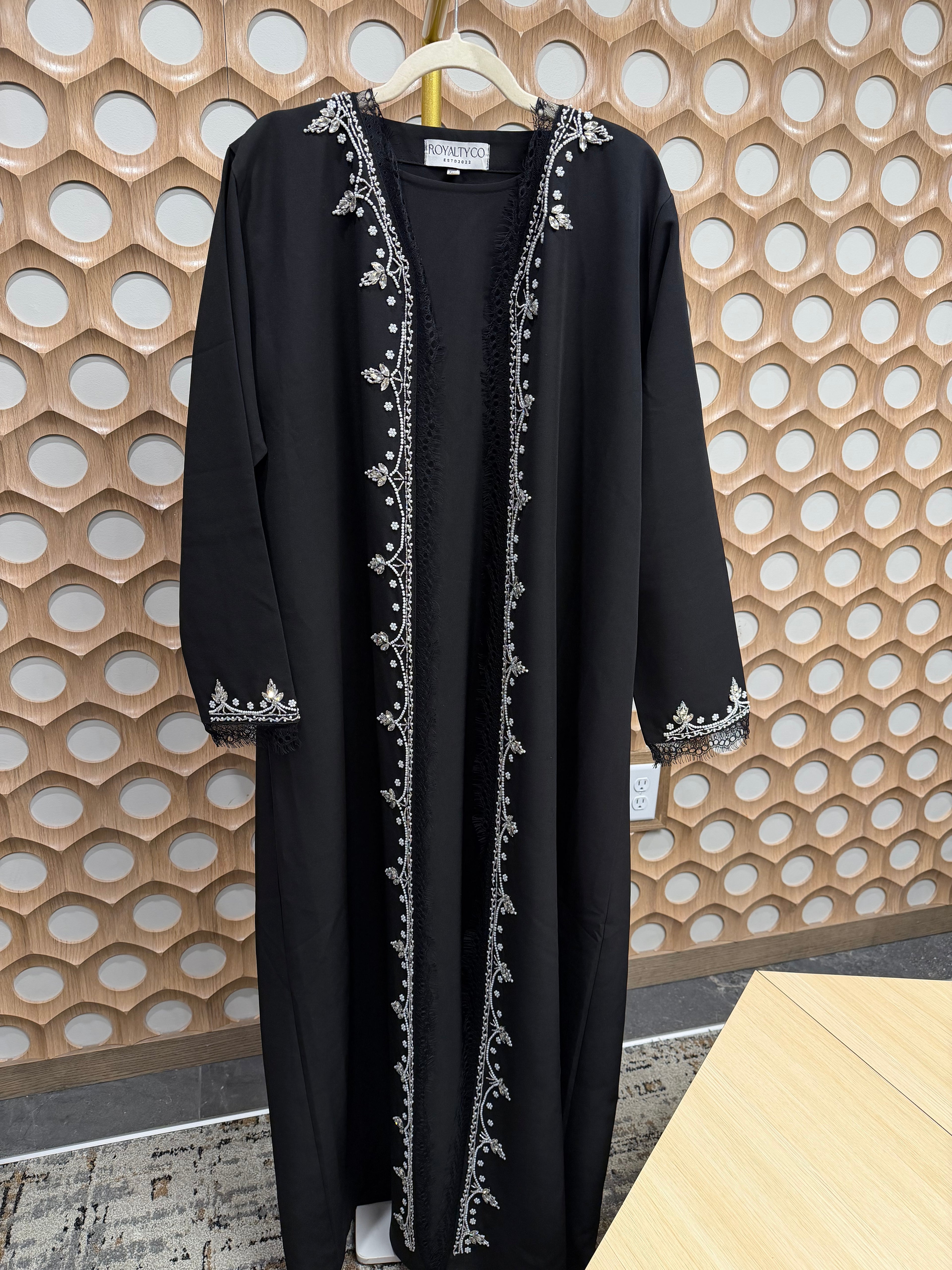 Lady In Lace Open Abaya