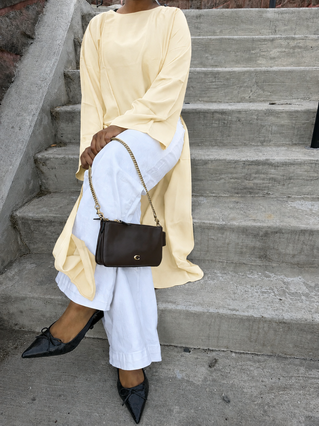 Slit Muse abaya