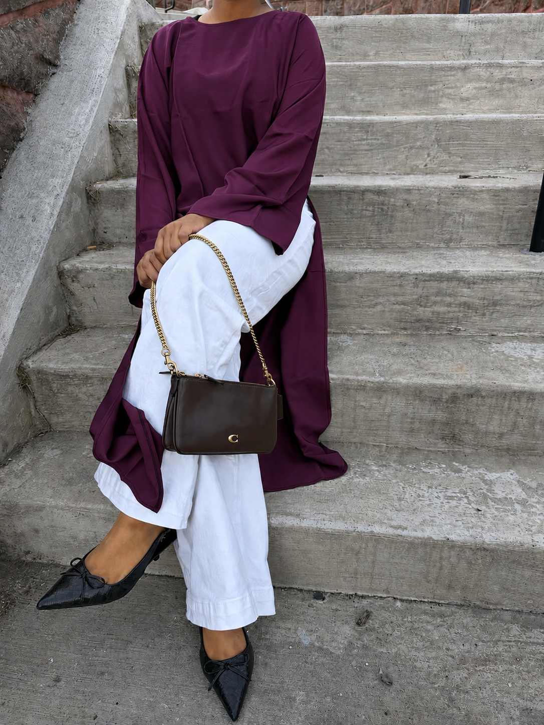 Slit Muse abaya