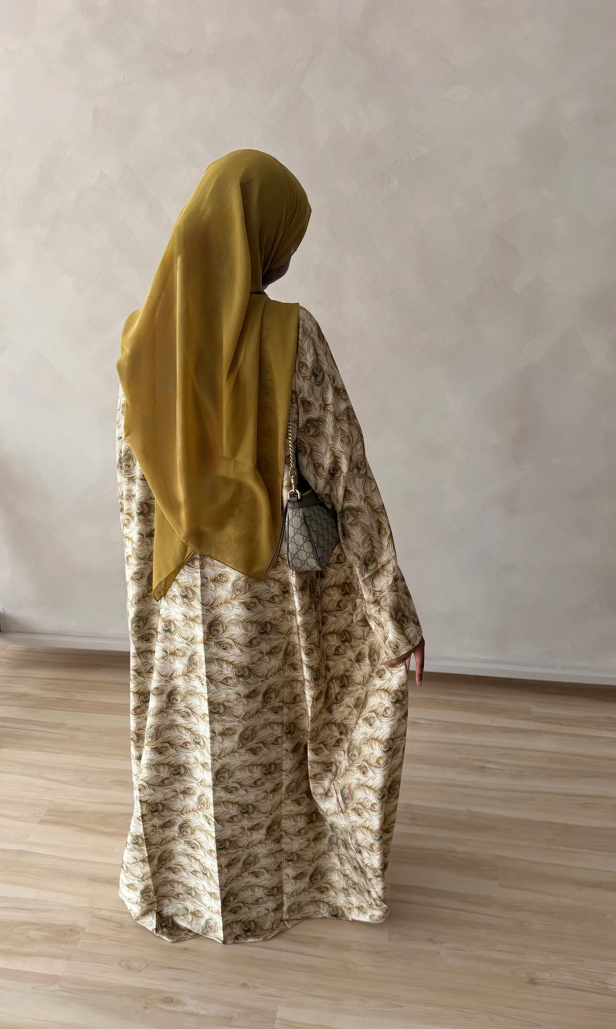 Silky Peacock open abaya
