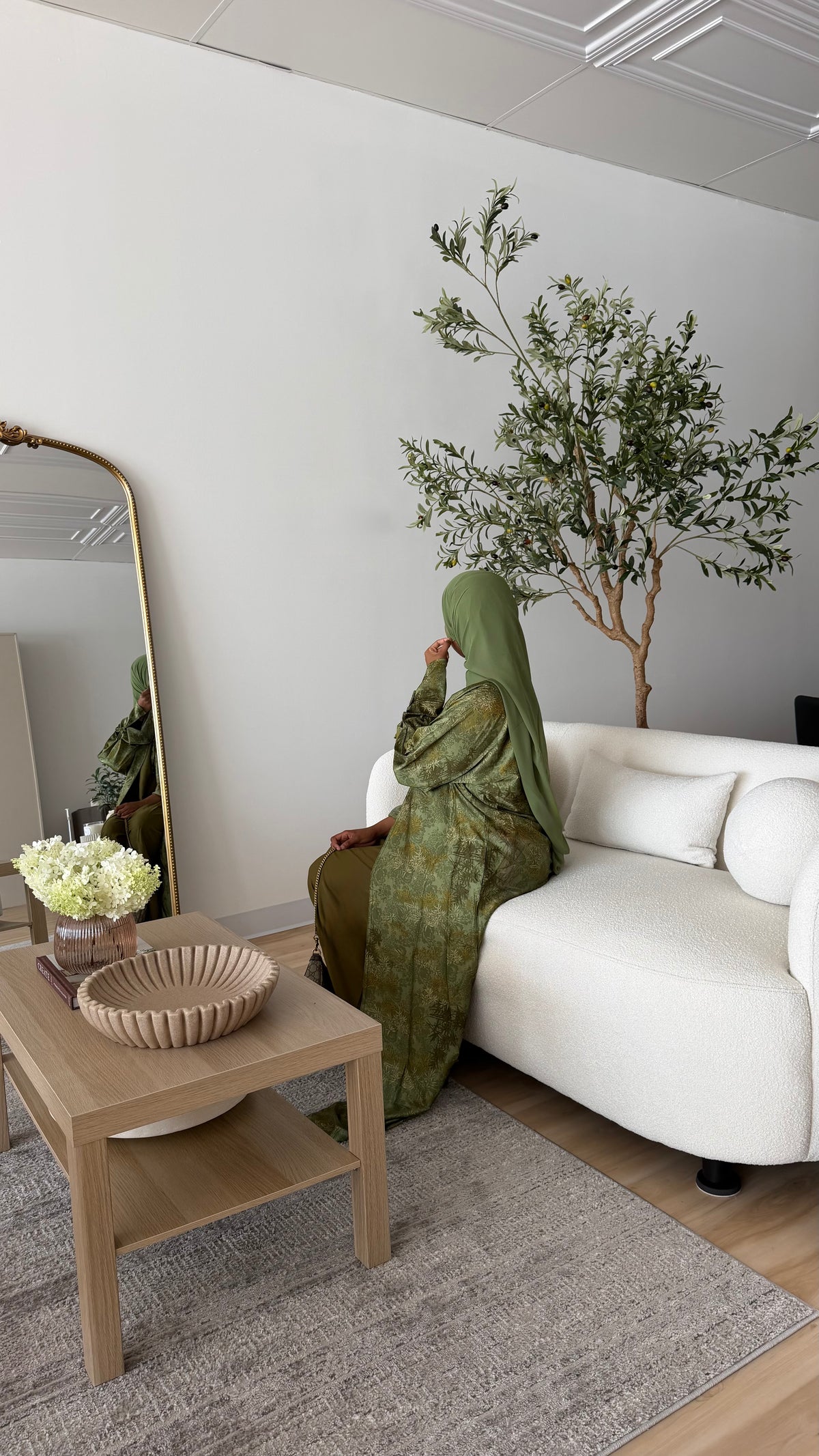 Garden of silk - open abaya
