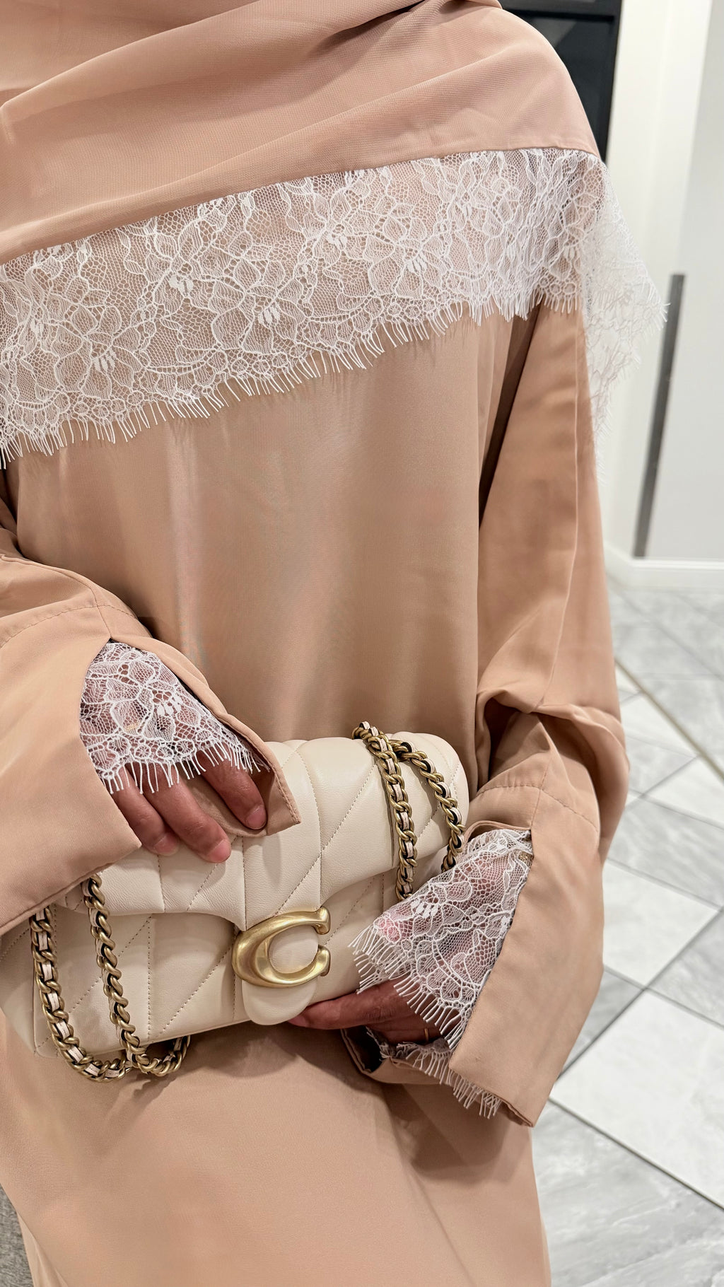 Everyday Abaya - Lace Edit