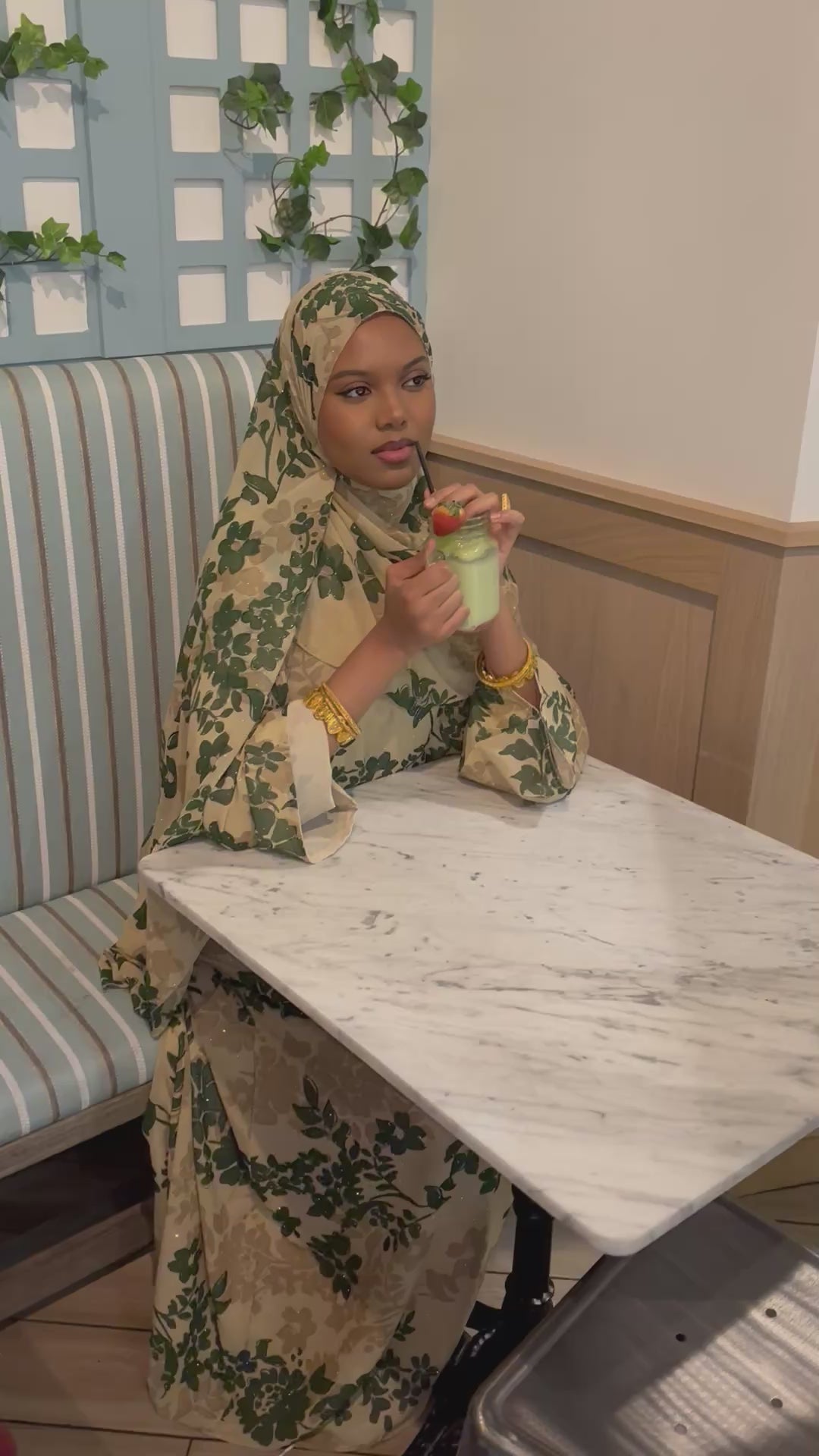 Icon Status Closed Abaya